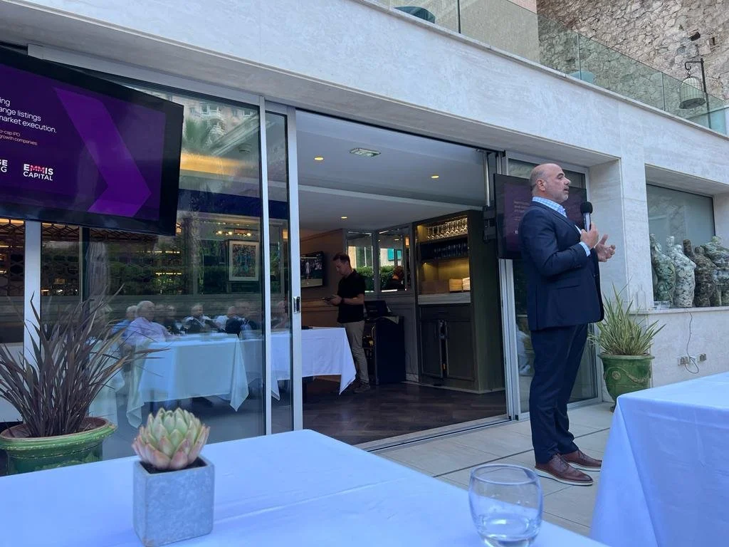 June 29th: Summer Cocktail with Peter Goldstein at Club 39