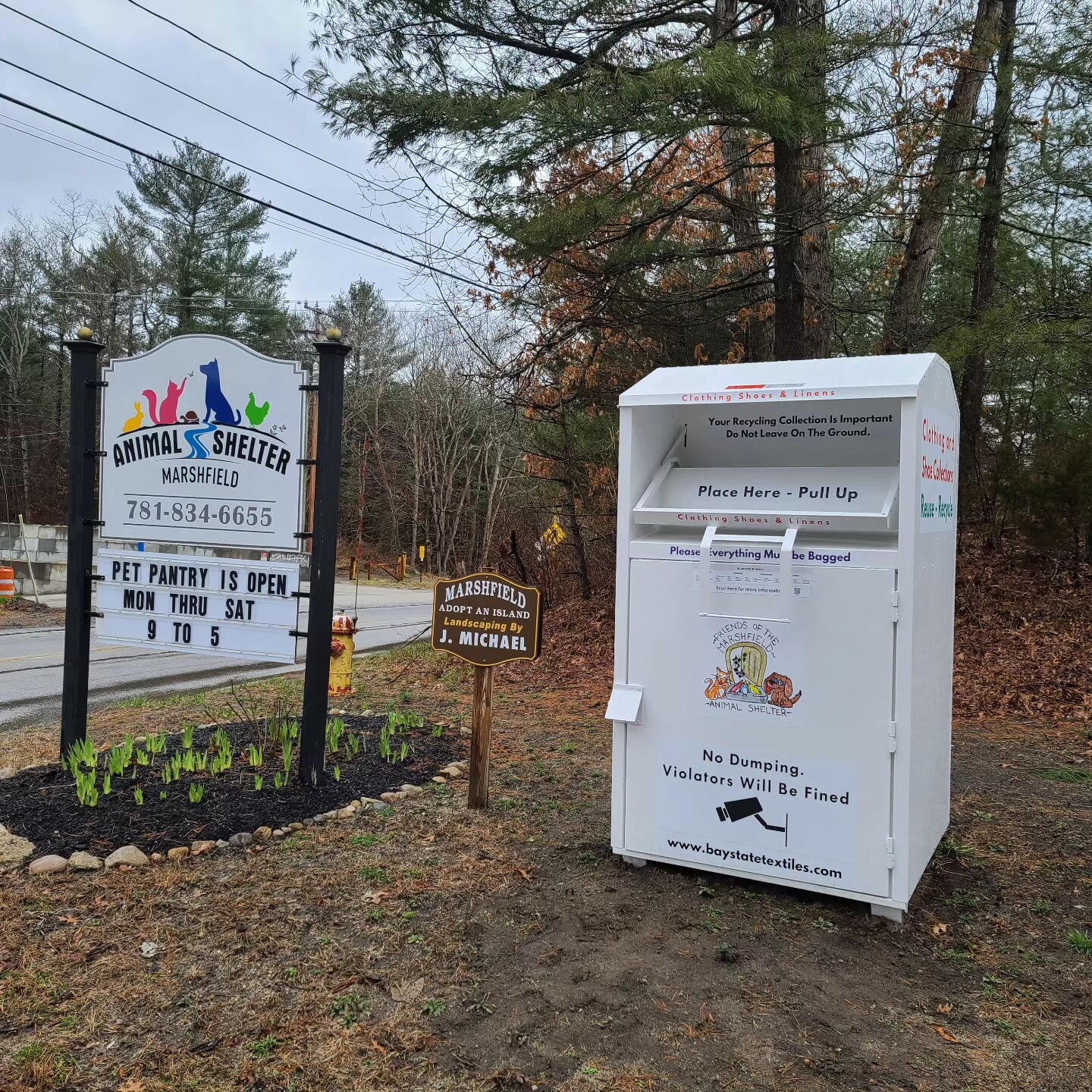 TEXTILE RECYCLING BIN now at the Marshfield Animal Shelter (156 Clay Pit Road). Proceeds benefit  Friends of the Marshfield Animal Shelter. 

Mattresses, couch or lawn cushions, any foam products such as mattress pads, and carpet remnants larger than