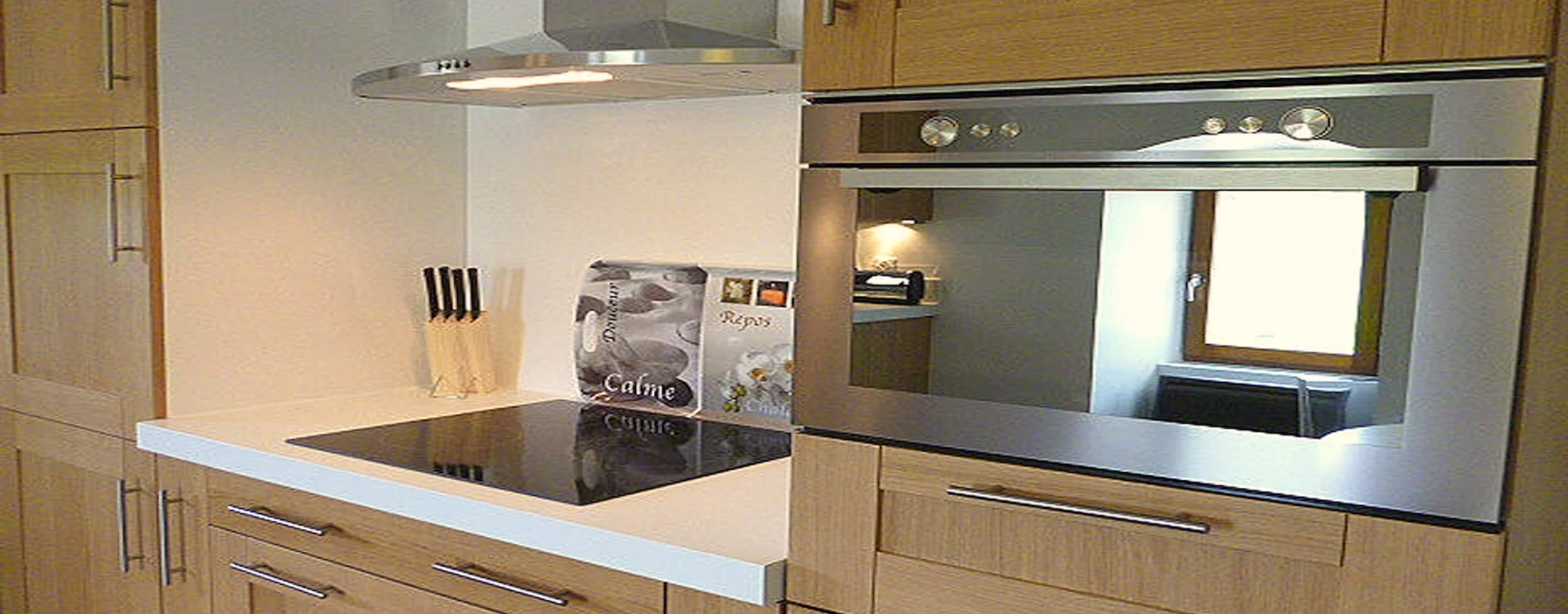 cuisine d'un gite de charme à Quissac.jpg