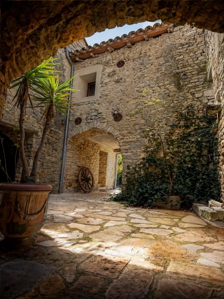 Louez une chambre d'hôtes romantique dans un mas ancien plein de charme près d'Uzès dans le Gard