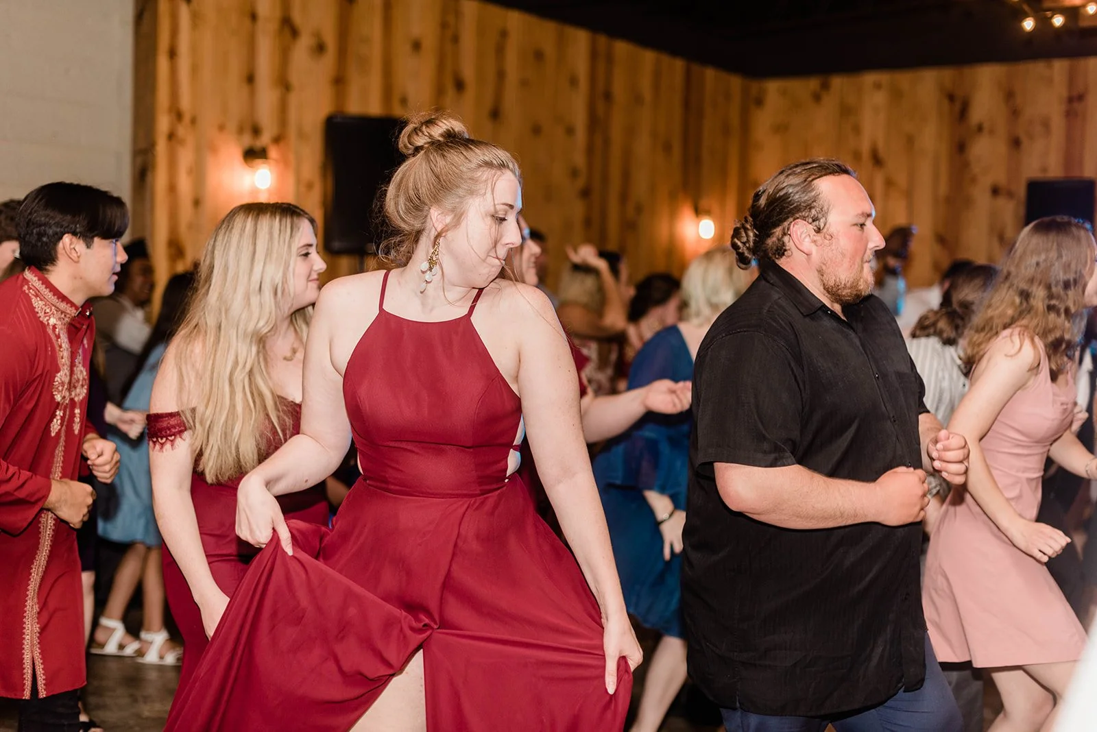 How to Choose Your Wedding Vendor Team — A Central Virginia Venue Owner's Guide