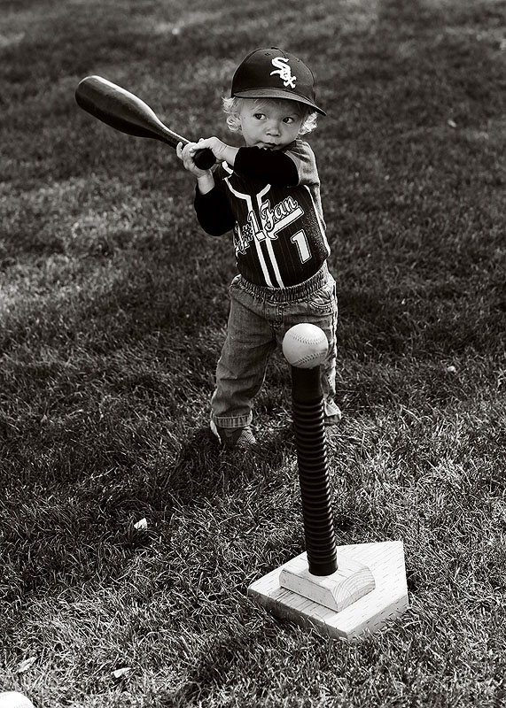 baby loves tball.jpg