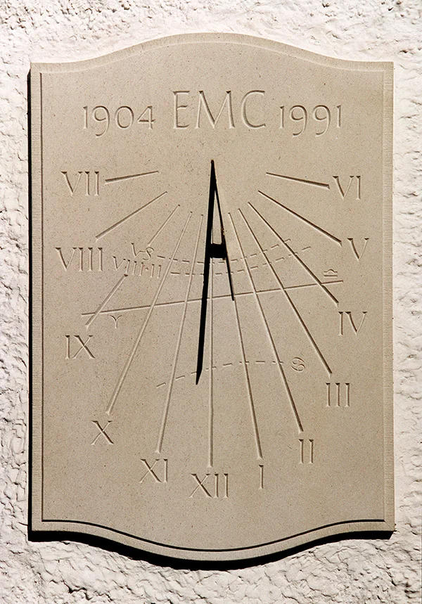 2)Campbell sundial_600px.jpg