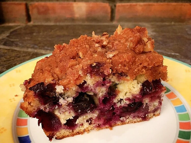 Nena’s Blueberry Crumb Cake