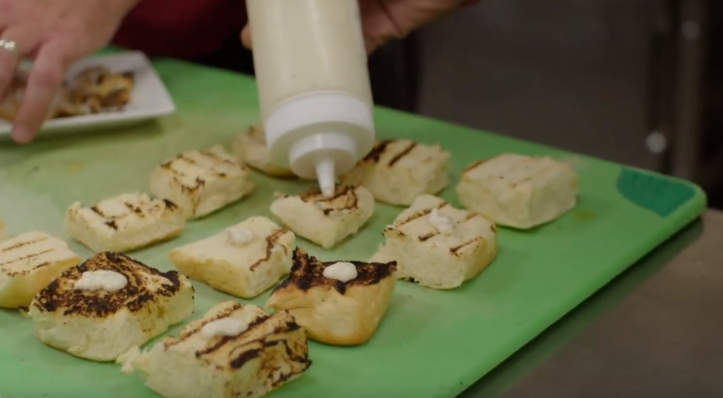 FRESH GROUPER SLIDERS 