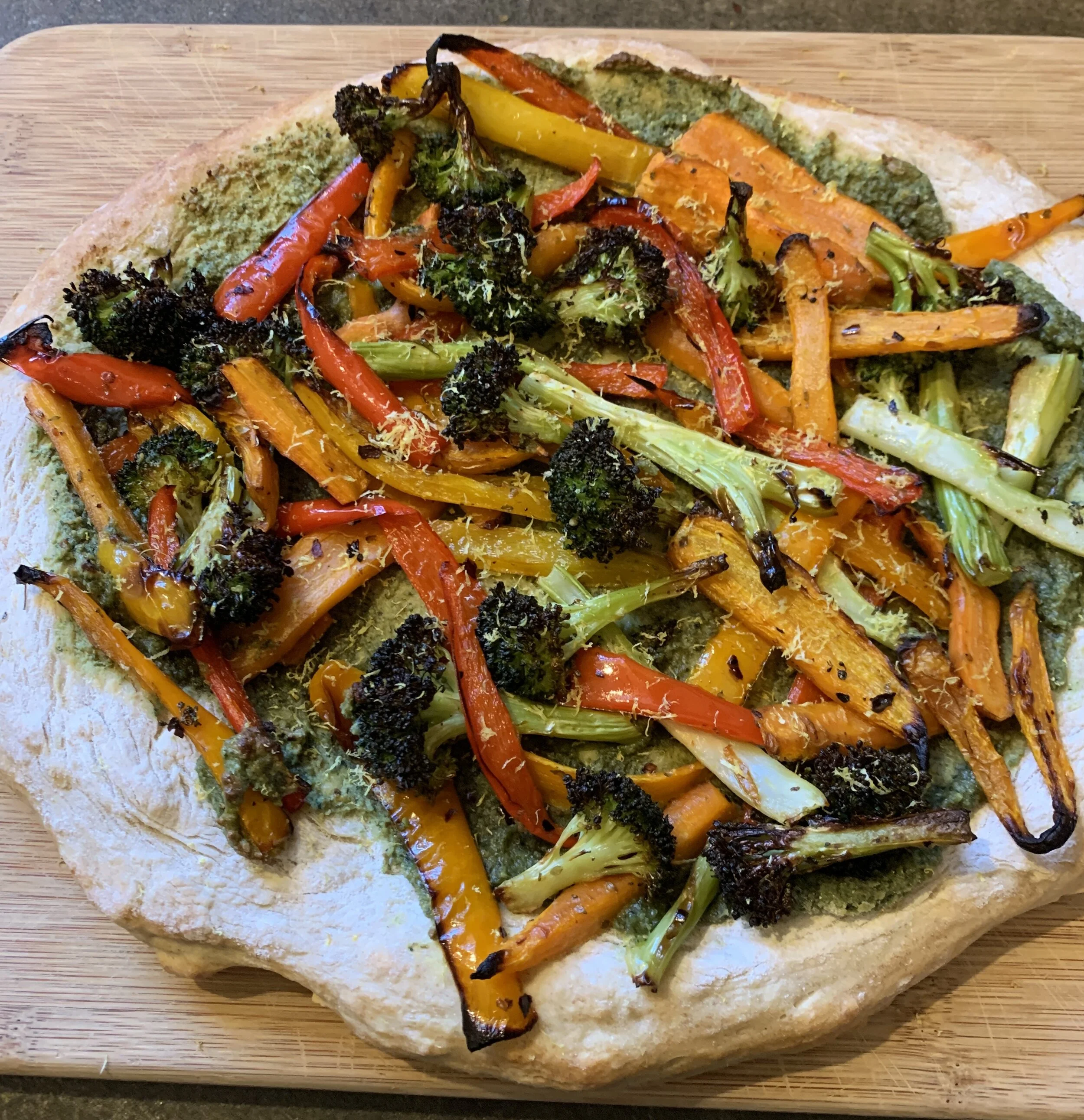 Roasted Veggie &amp; Pumpkin Seed Pesto Flatbread