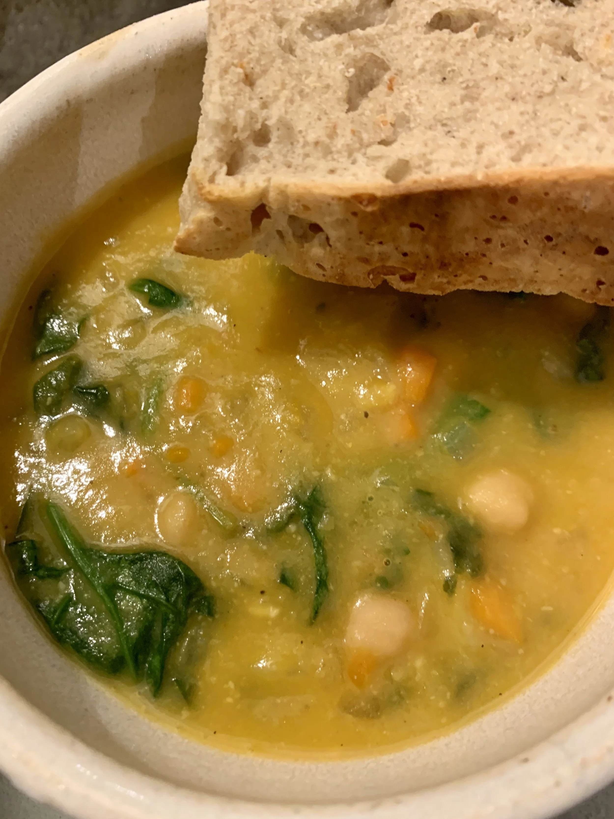 Lemony Chickpea Soup 