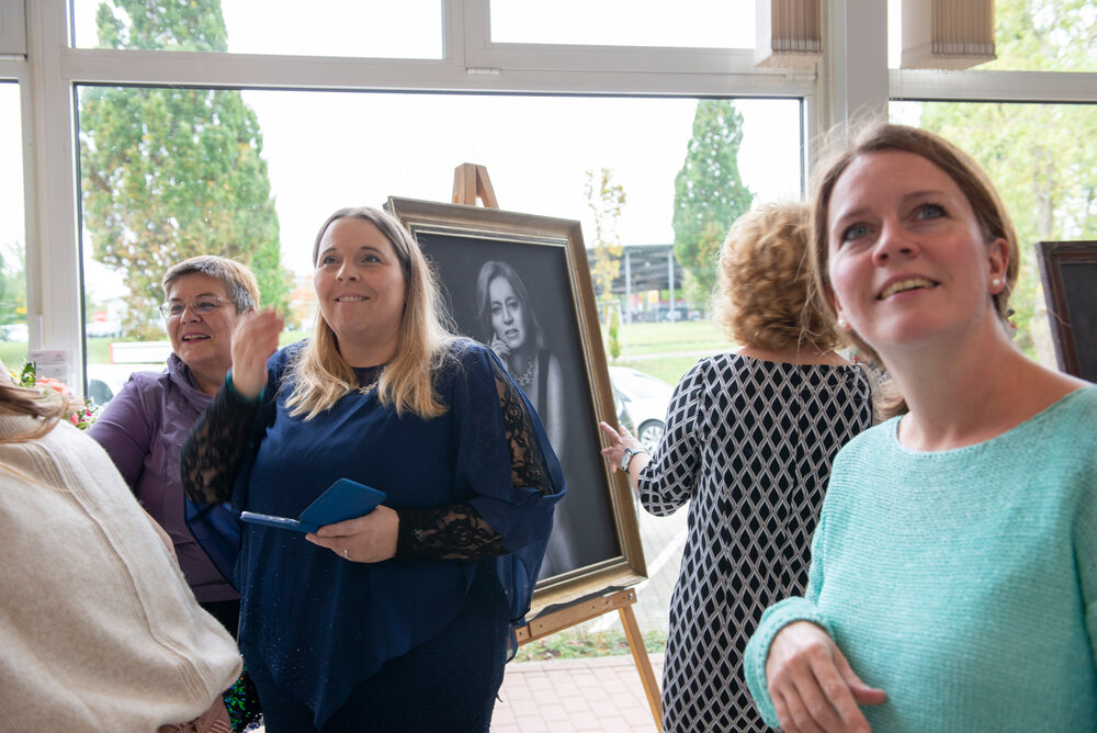 Vernissage_LydiaBoenisch_BusinesswomanPC0_1747.jpg