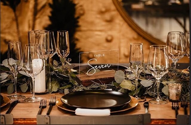 All about the lil&rsquo; details for J + B🌿
.
.
.
.
📸: @kayleejulianna 
Candles, Catering + Production: @criticschoicecatering Coordinating: @gianolaevents 
Florals: @thesweetestblooms 
Lighting: @lightsfornights
Bar: @calicraftcocktails 
Rentals: 