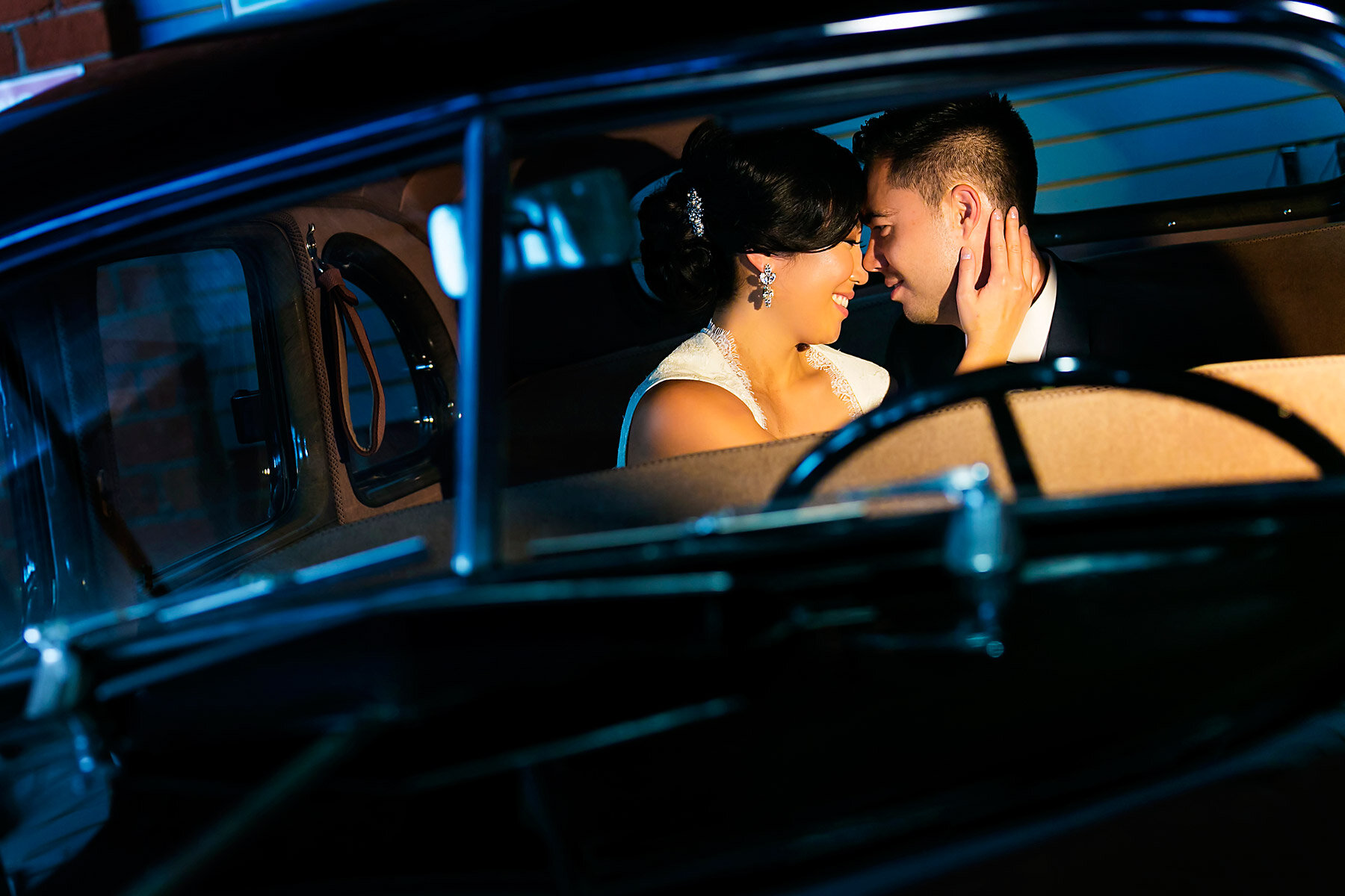 01-automobile-driving-museum-wedding-photographer-couple-portraits-photos.jpg