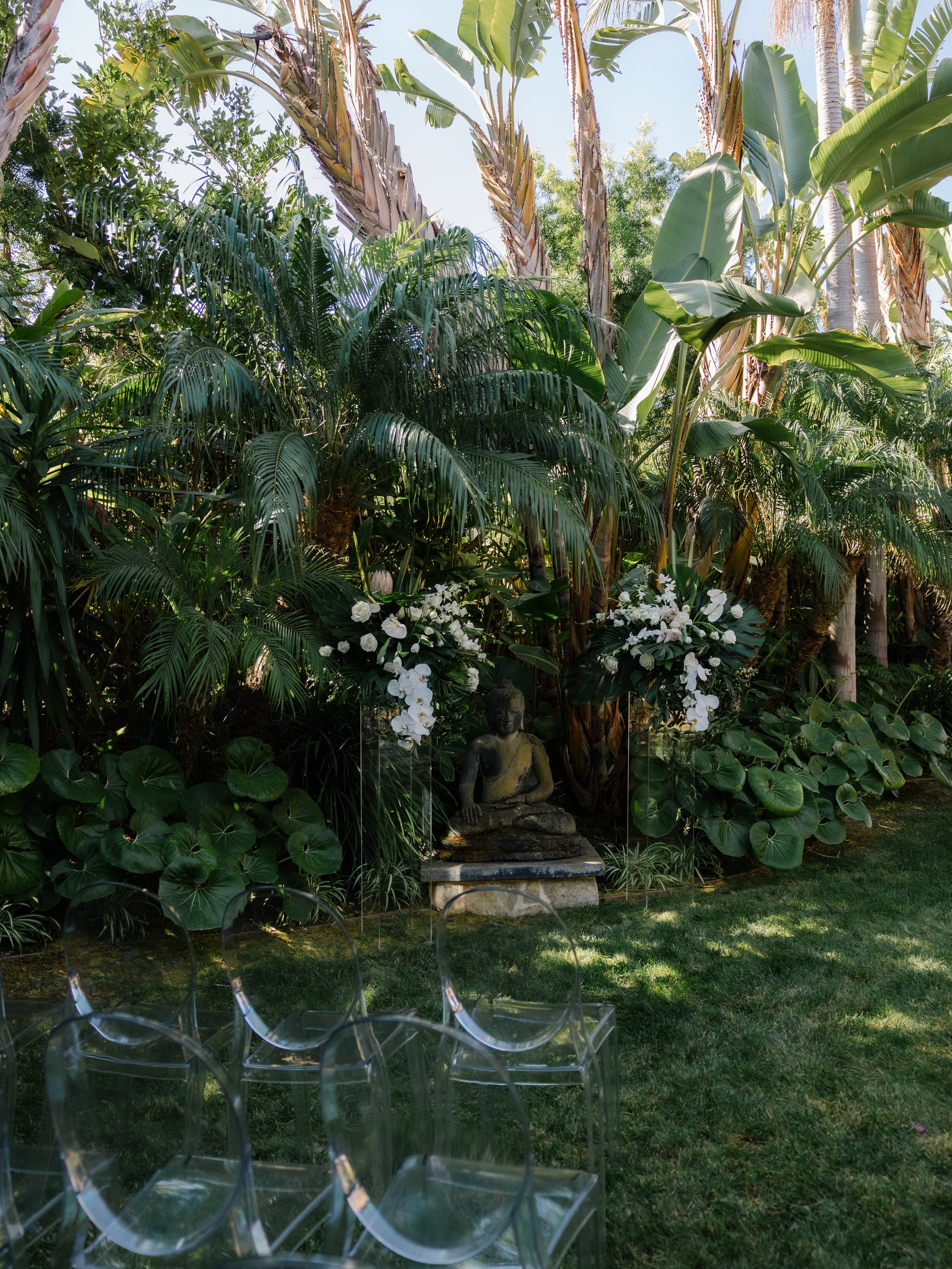 trynhphoto-wedding-photographers-laguna-beach-california-elopements-intimate-weddings-venues-white-coastal-palms-93.jpg
