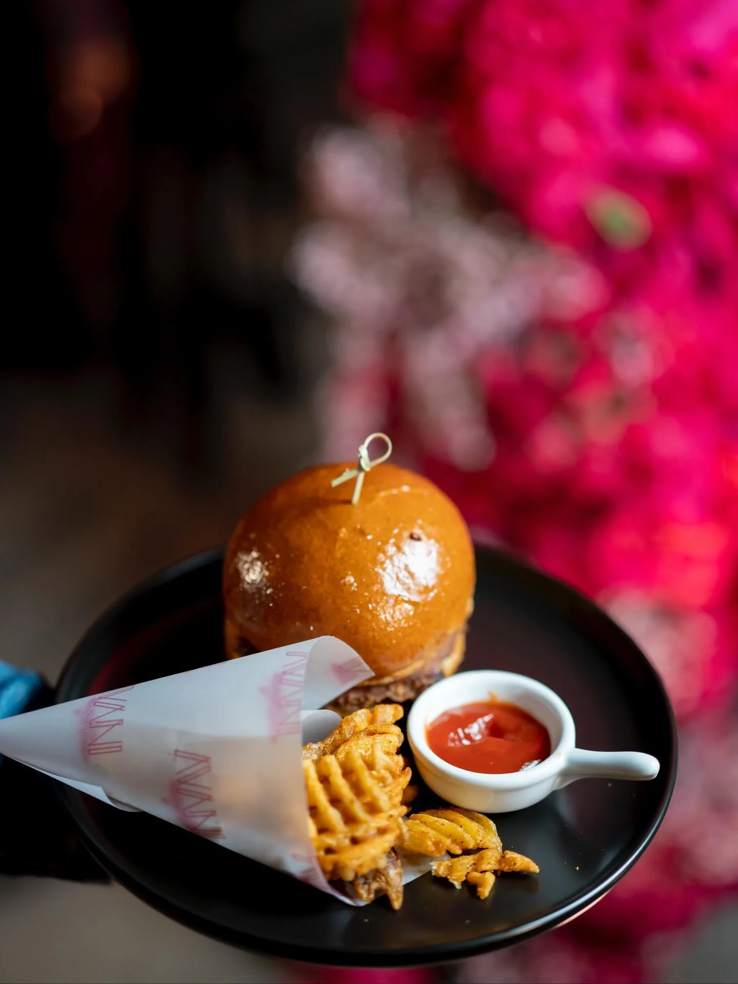 Recovering from Halloween sugar highs with a taste of sophistication. ✨ 
From a crisp, fresh salad to a perfectly stacked burger with golden waffle fries, every bite was as refined as the evening itself. A dinner fit for those who know how to celebra