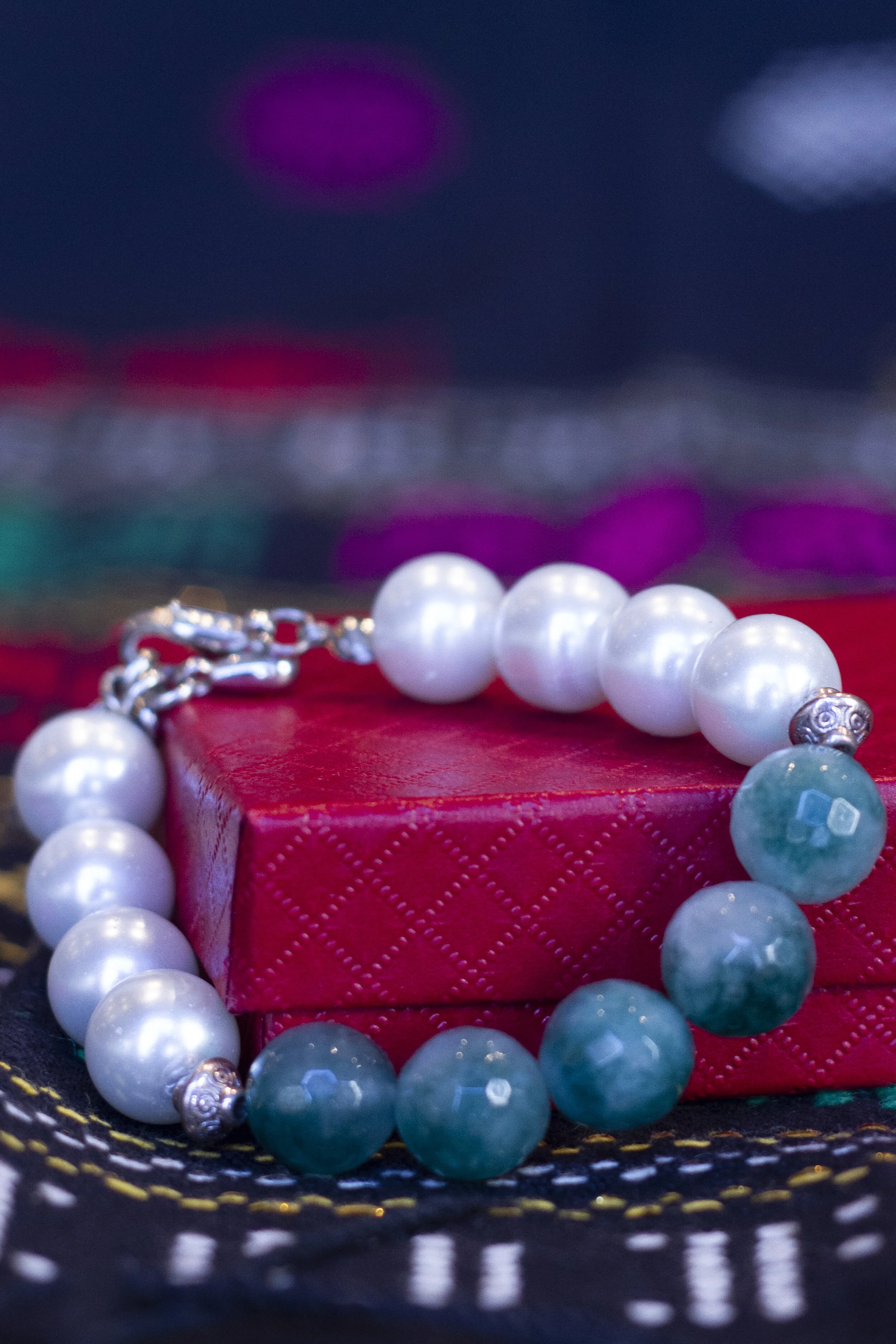 pearl white and green beads bracelet