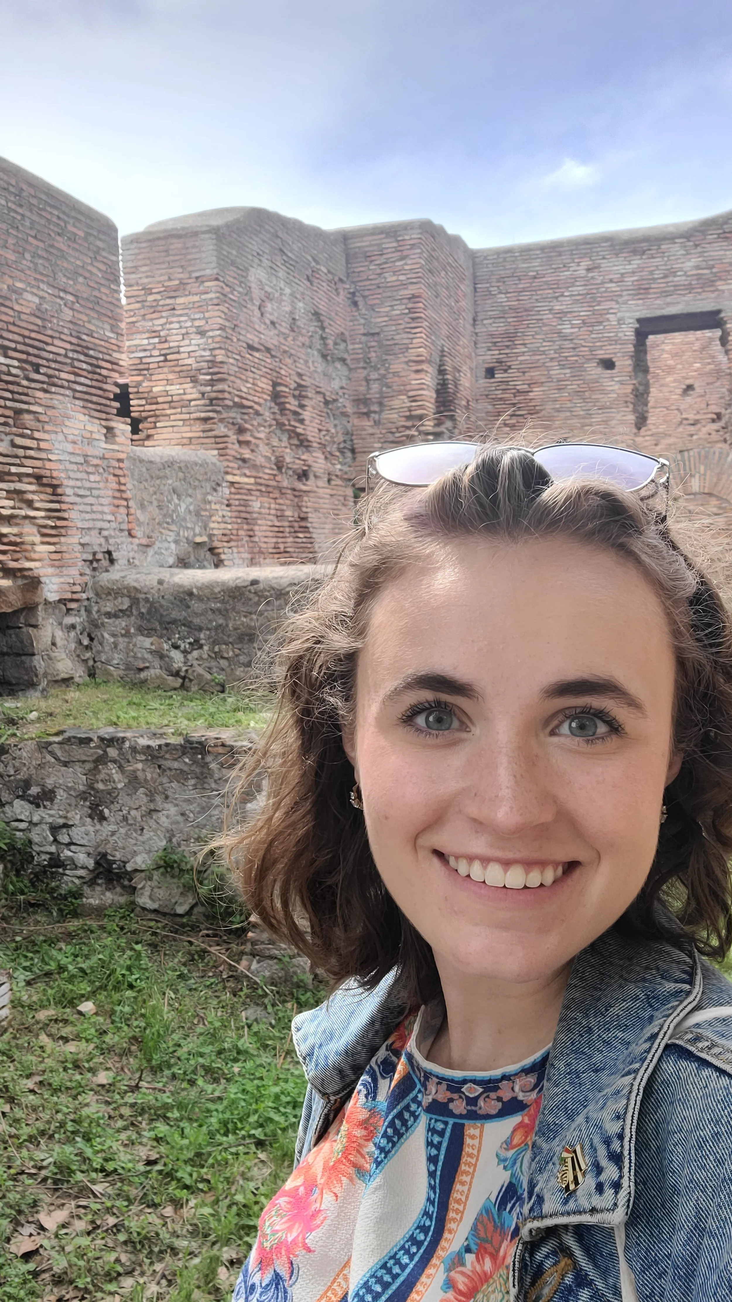 Genova Mumford (Research Assistant)