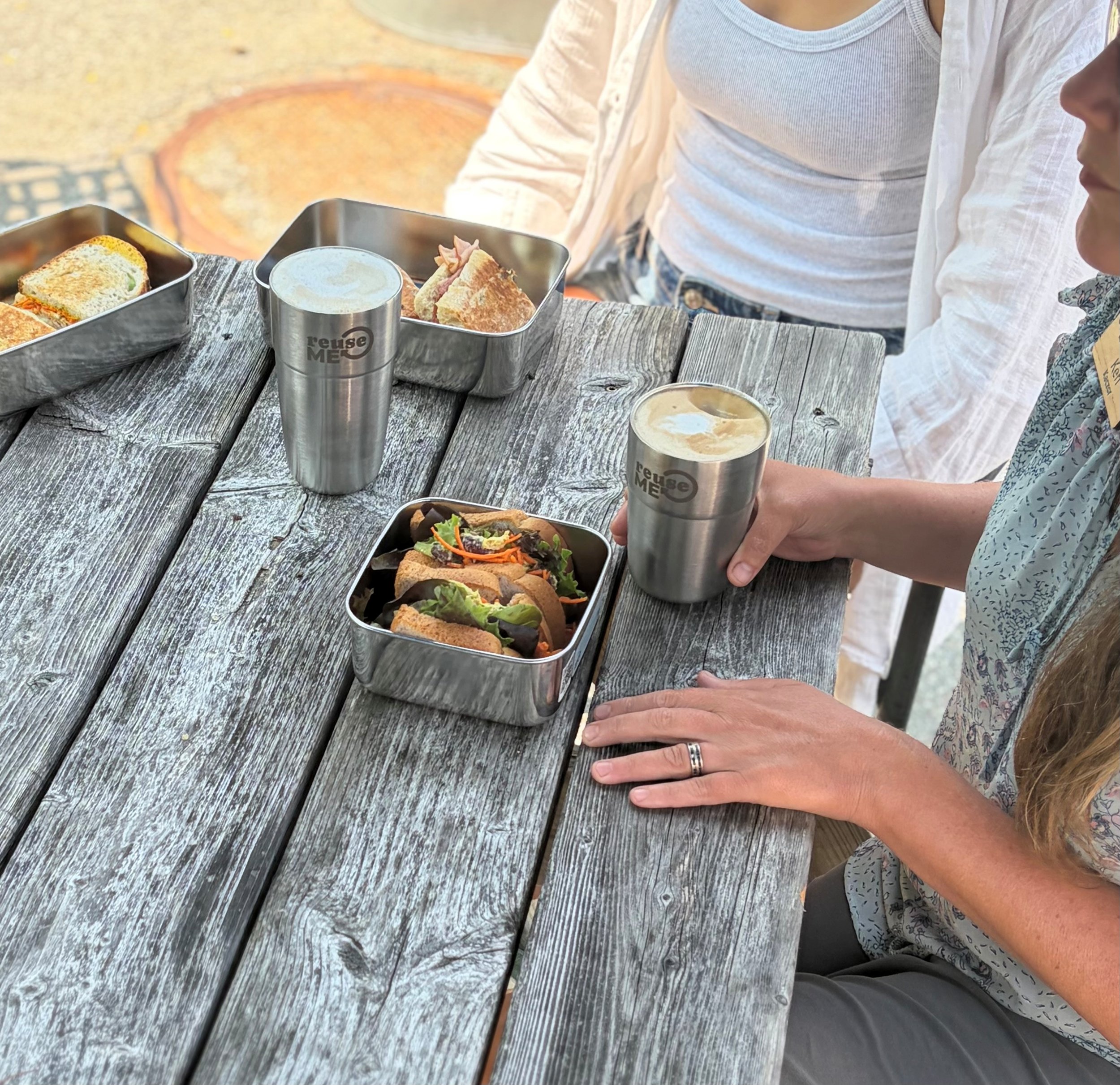 Maine cafes now loaning out reusable containers to go