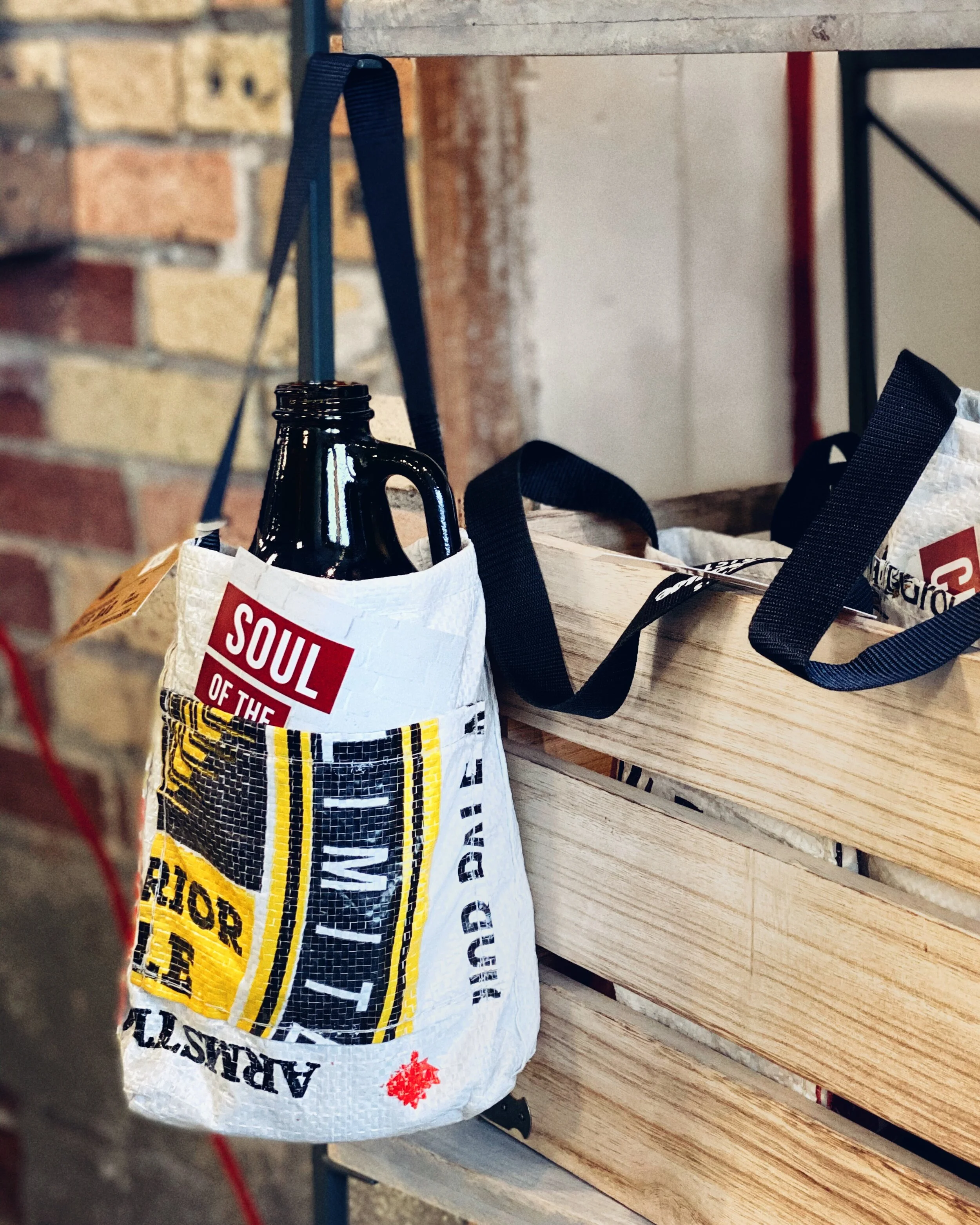 wAREHOUSE bEER bAG