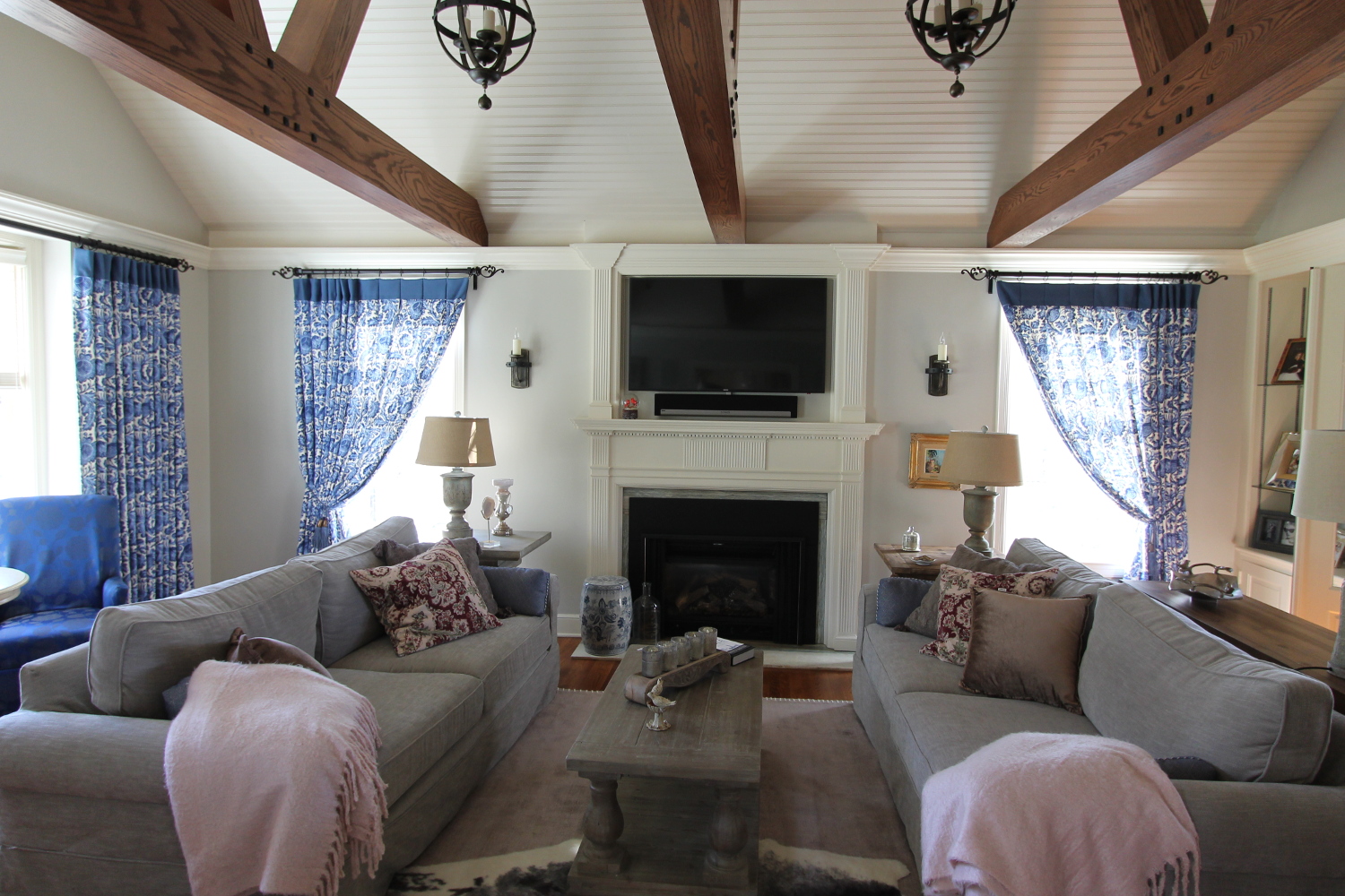  Living room interior 