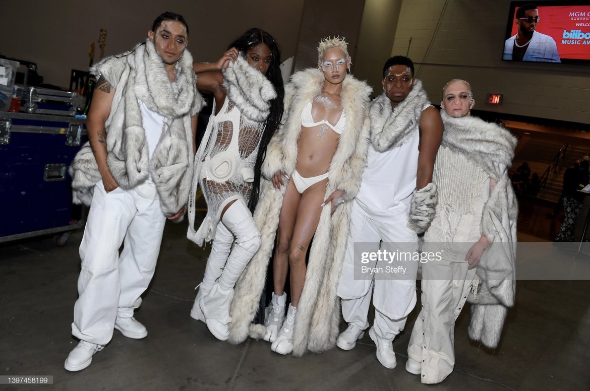 TRAVIS SCOTT- MAFIA (2022 BILLBOARD MUSIC AWARDS) (Copy)