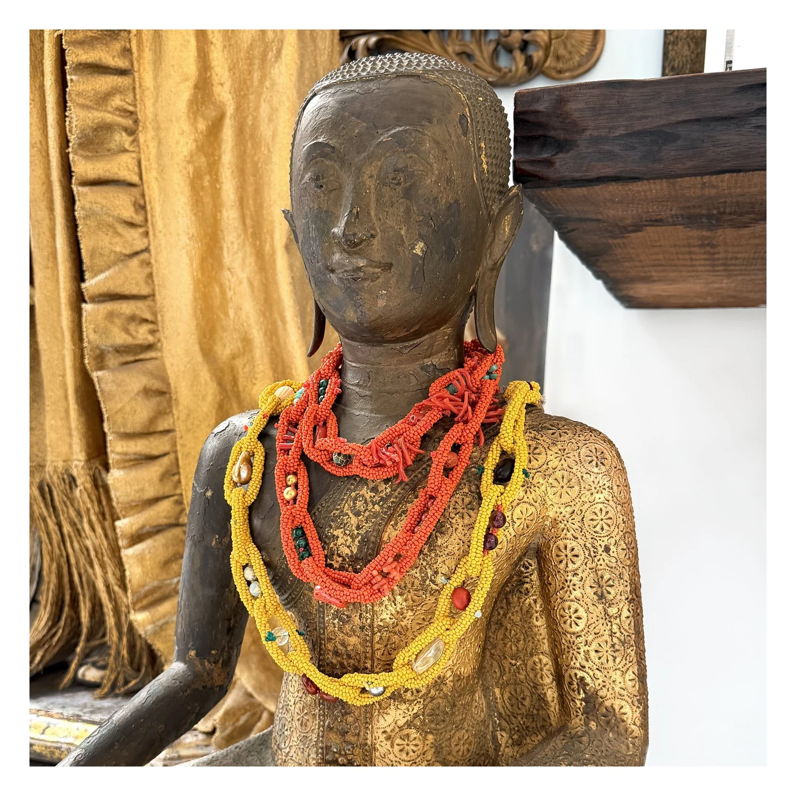 buddha 2 necks.jpg