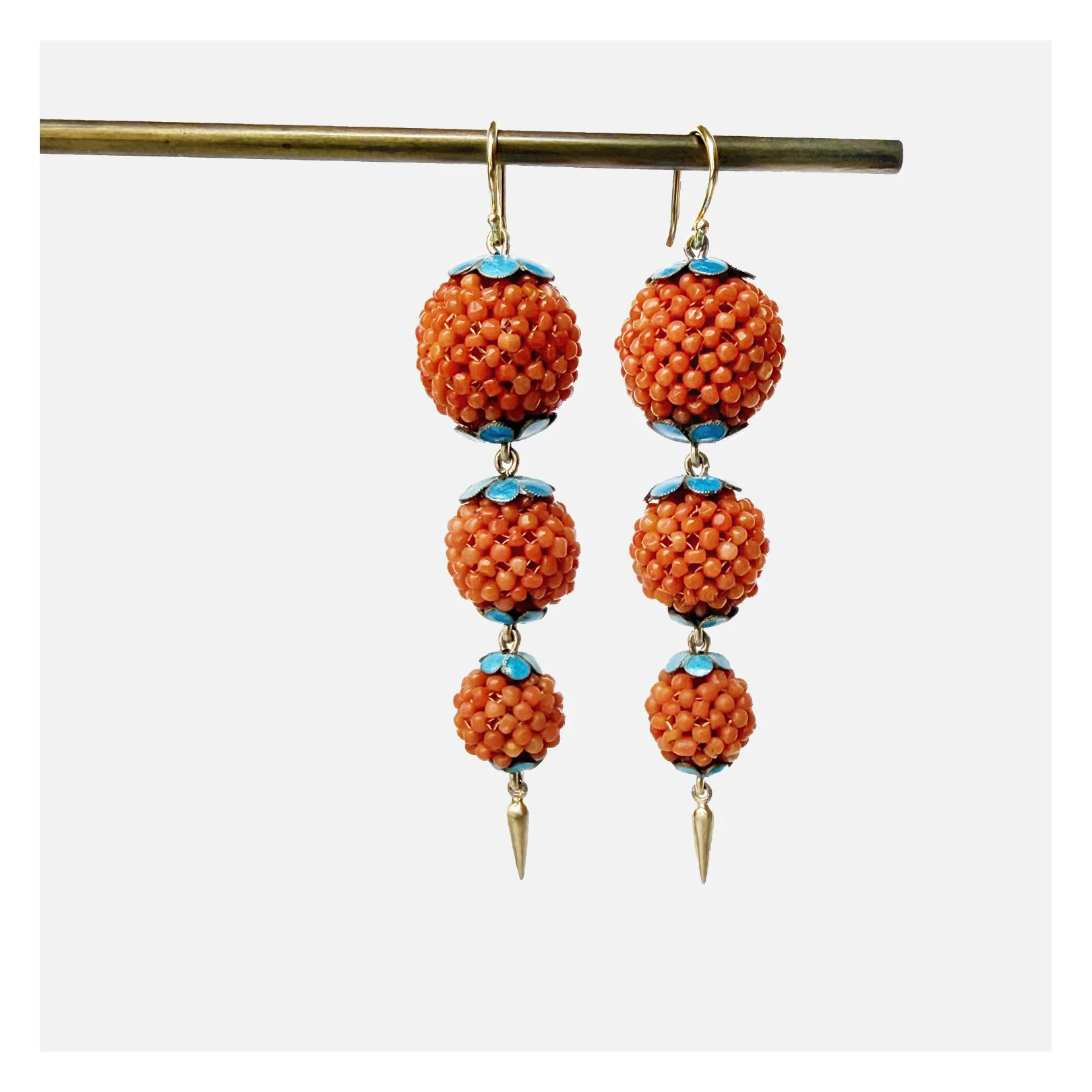 3dropcoralbeadear.jpg