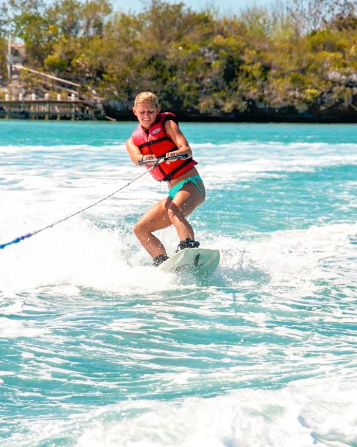 Wakeboard at sunrise, tube through turquoise waters, snorkel coral reefs, then leap off cliffs into the sea&hellip; 🌊 At Silly Creek Water Sports, your day is packed with adventure from start to finish. 🚤💦

Because when we say &ldquo;private boat 