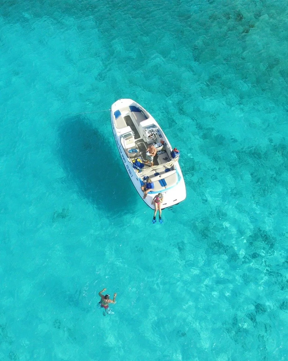 Your Turks and Caicos bucket list view starts here 🚤💙
Silly Creek private charters explore secluded beaches, hidden coves and crystal clear water that feels untouched. Every trip is customized so you can relax, snorkel or explore at your own pace.
