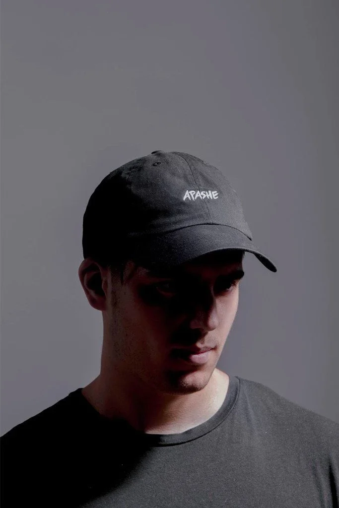 merch_01_00.jpg