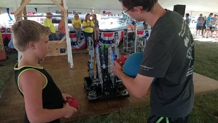 We had a great time at the Shiawassee County Fair yesterday evening! It was amazing to see so many community members as passionate about robotics as we are!

#firstroboticscompetition #firstinmichigan #firstrobotics #robotics #countyfair #shiawassee 