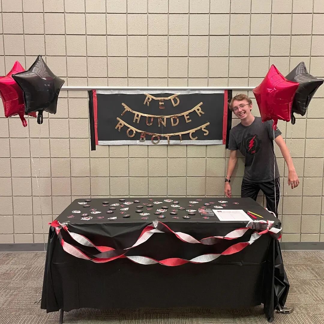 Laingsburg High School is hosting new student and freshman orientation tonight at 6PM. If you're attending, stop by our robotics table - Lucas and his fellow robot enthusiasts would love to talk with you about how you can join!