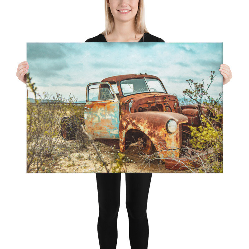 mockup_Person_Person_24x36-13.jpg