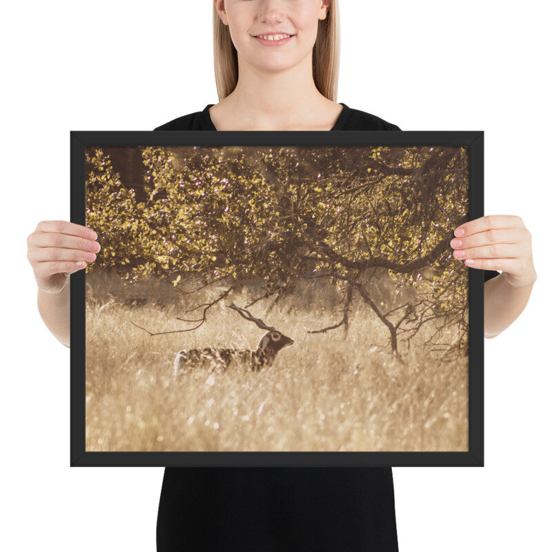 mockup_Person_Person_16x20_Black.jpg