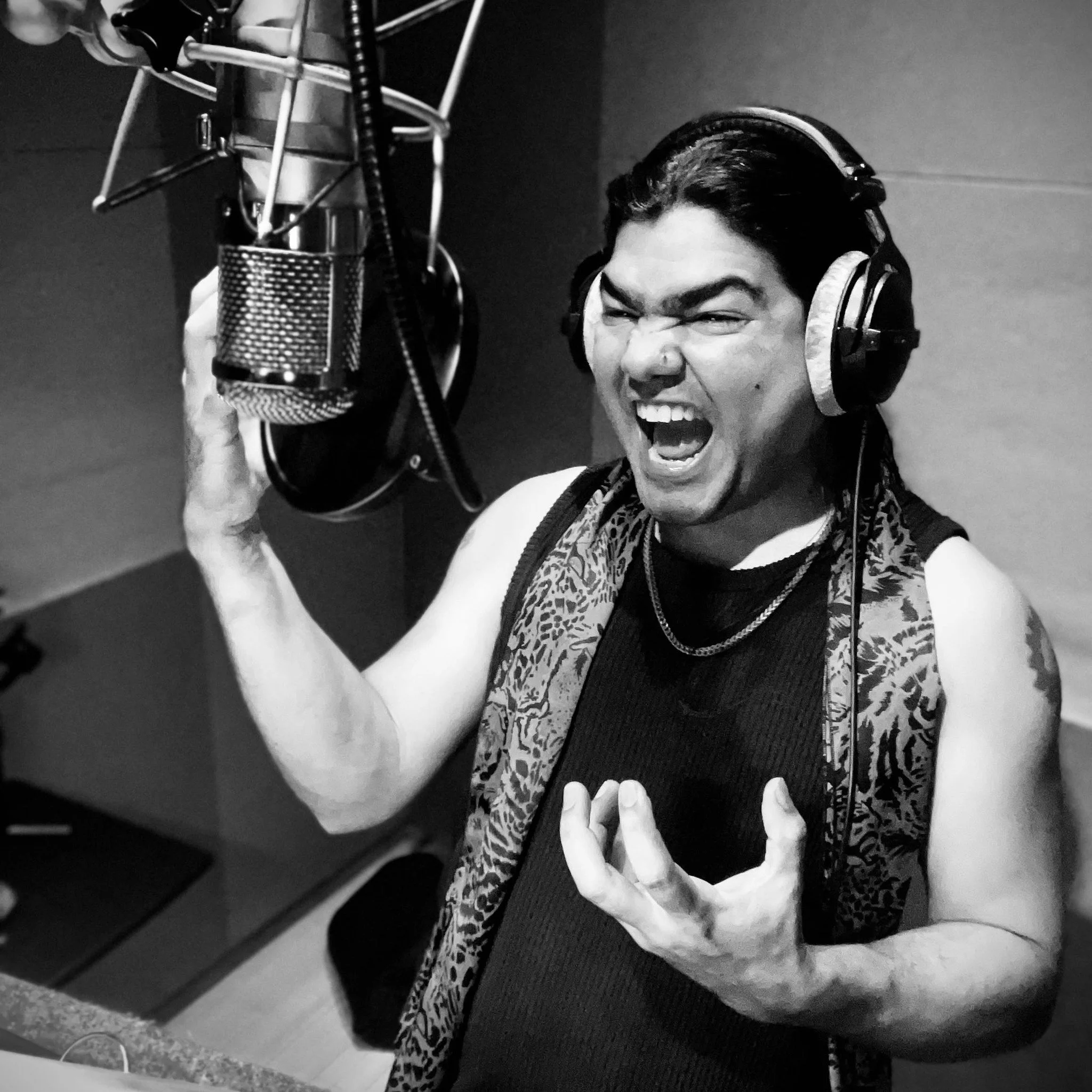 Short Video - Vocal Session (Red Latú) - O.T.S.W.S. 