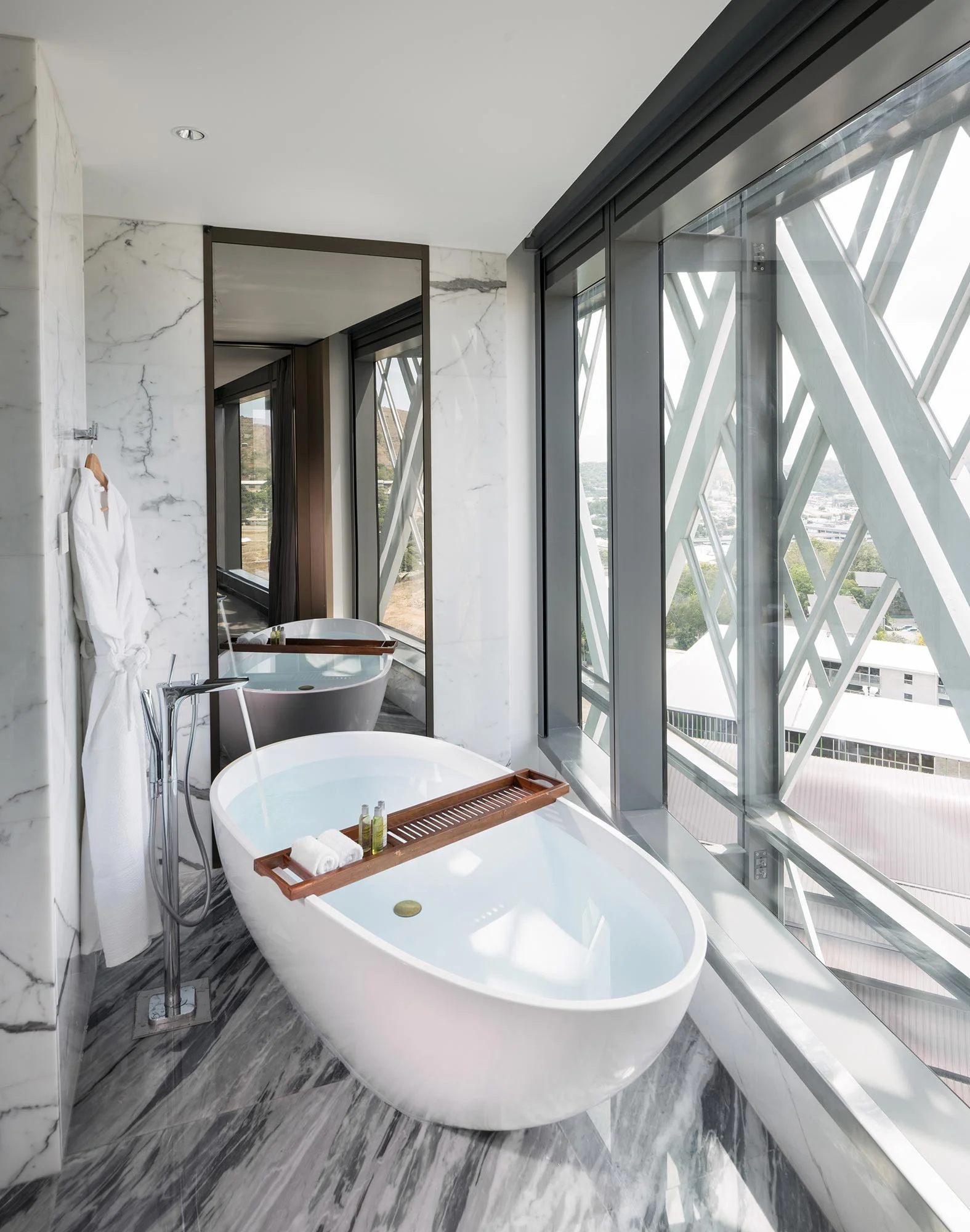chairman-suite-bathroom-05.jpg