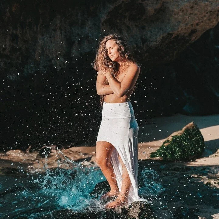 Heaven on Earth begins with every woman returning to the temple of her body, and respecting her own life as the voice of Goddess herself.⁠
⁠
It is only from this space of being Queen of our own sacred sex, sovereign in our yes and our no, priestess o