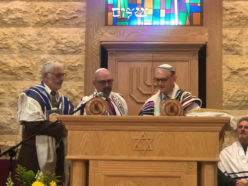 Three rabbis 3.jpg