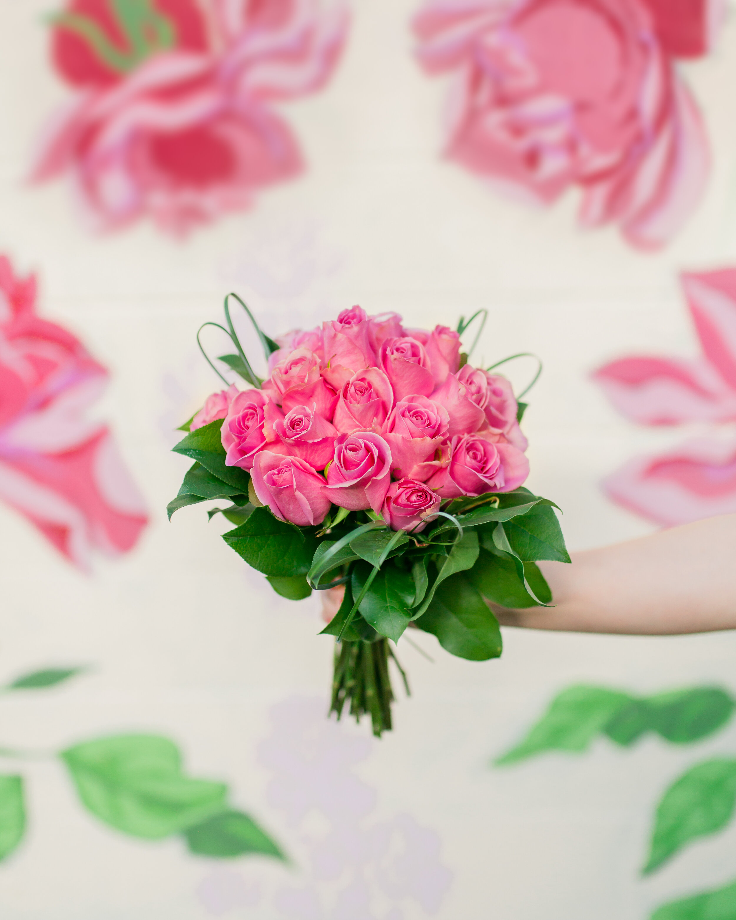 ChristinaBestPhotography_Dressed_to_Match_Michelle_roses-2-Edit.jpg