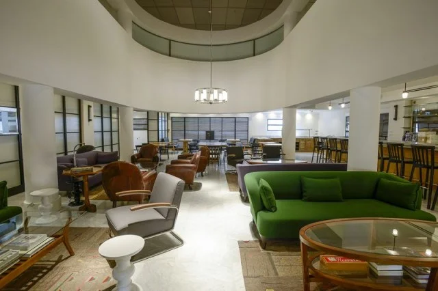 Lily &amp; Bloom - Tel Aviv