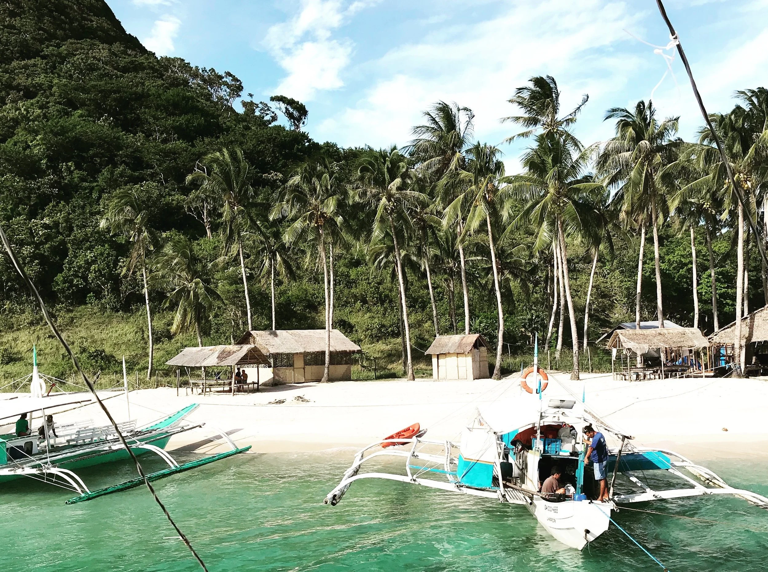 Buhay Isla Expedition: by boat from Coron to El Nido, Philippines