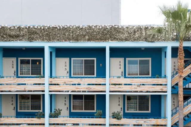 Farmer's Daughter - Los Angeles