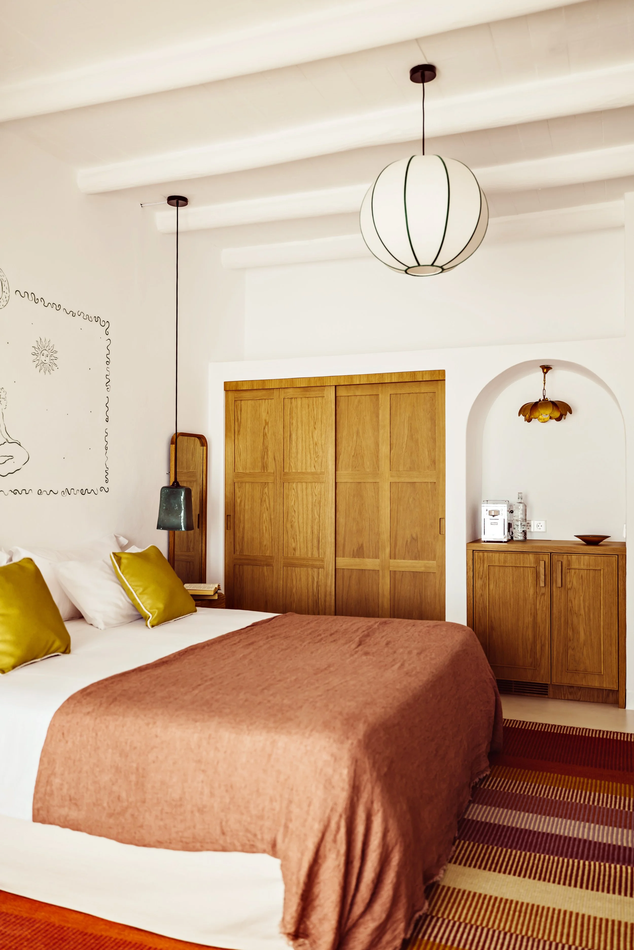 Beaumier_Ibiza_Petunia_BenoitLinero_Room_EsVedraSuite_L1030415.jpg