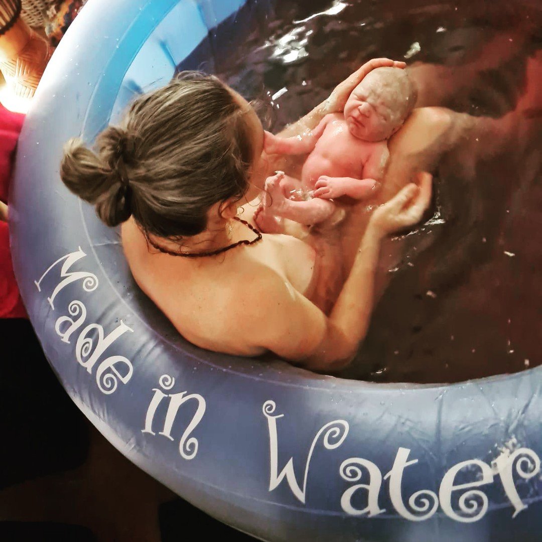 What a beautiful gentle way to come into the world. Caught by his own mother in the pool.

Water birth is not just for mermaids!

#pregnancy #birth #waterbirth #midwife #homebirthmidwife #hsehomebirthservice