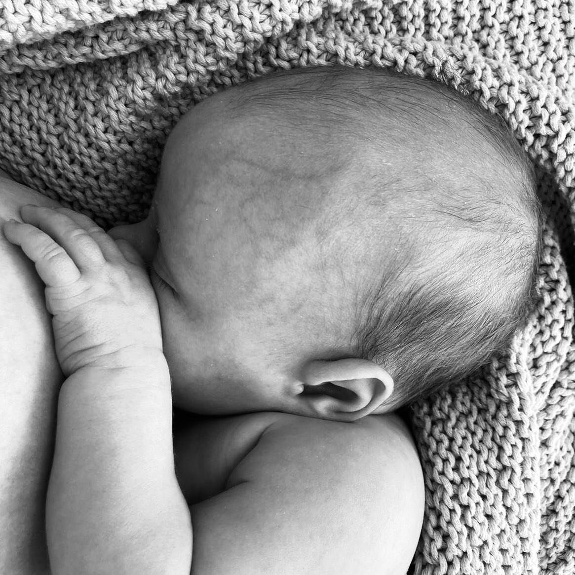 So nice receiving such positive feedback ❤️❤️❤️❤️❤️ At a point when I thought our breastfeeding journey might come to an abrupt end when Noah was just two weeks old, I found Carolyn in a desperate attempt to get some much needed help. I was in a lot 