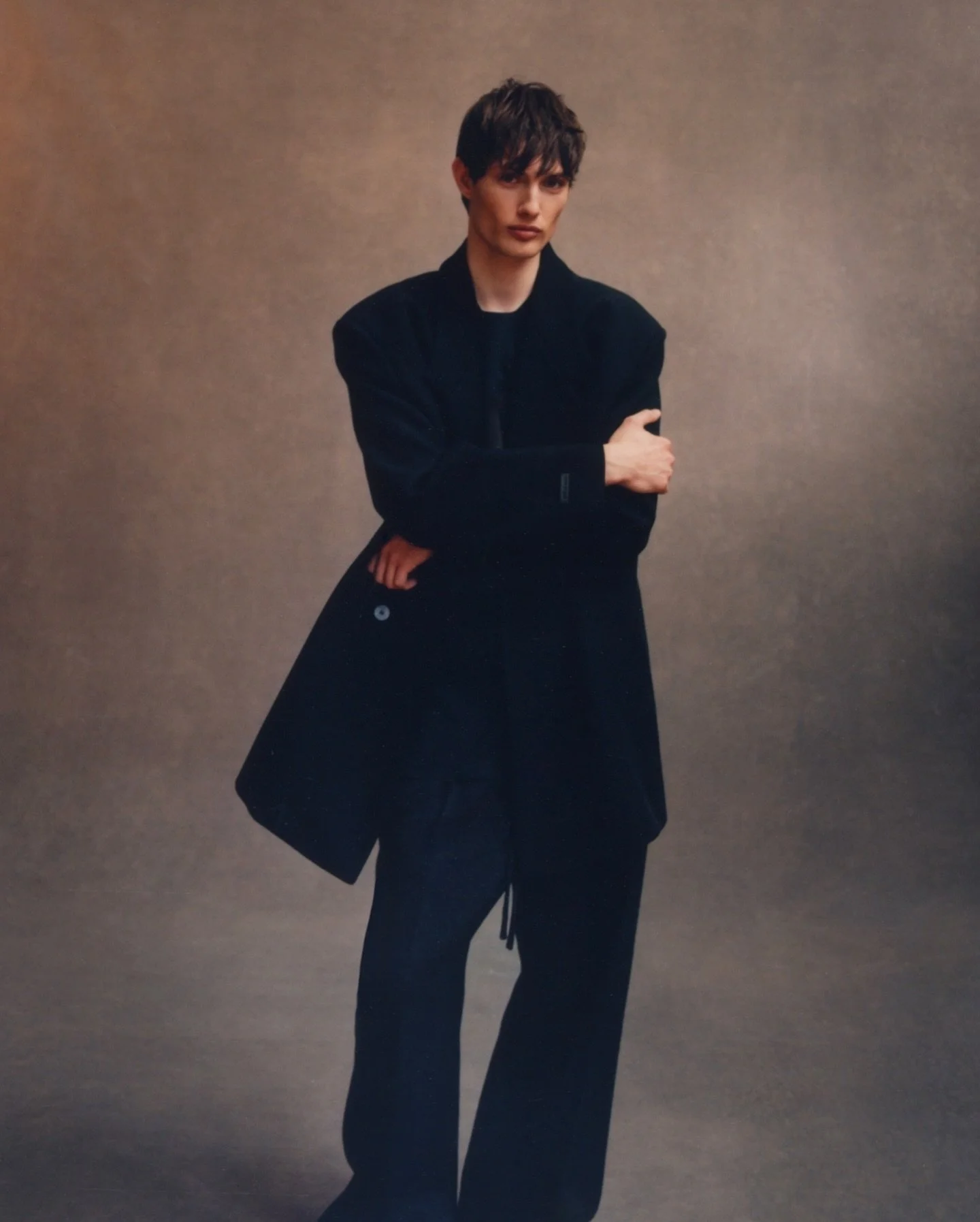 Fear of God Athletics x adidas
SS25 campaign, shot by Henry Diagne.
Creative director: @jerrylorenzo 
Art director: #adrianbuffalo
executive producer: @kayla_santacruz

Talent: @thatcherroyce 

styling: @karinaxsalerno
hair: @haute_headz 
make up: @e