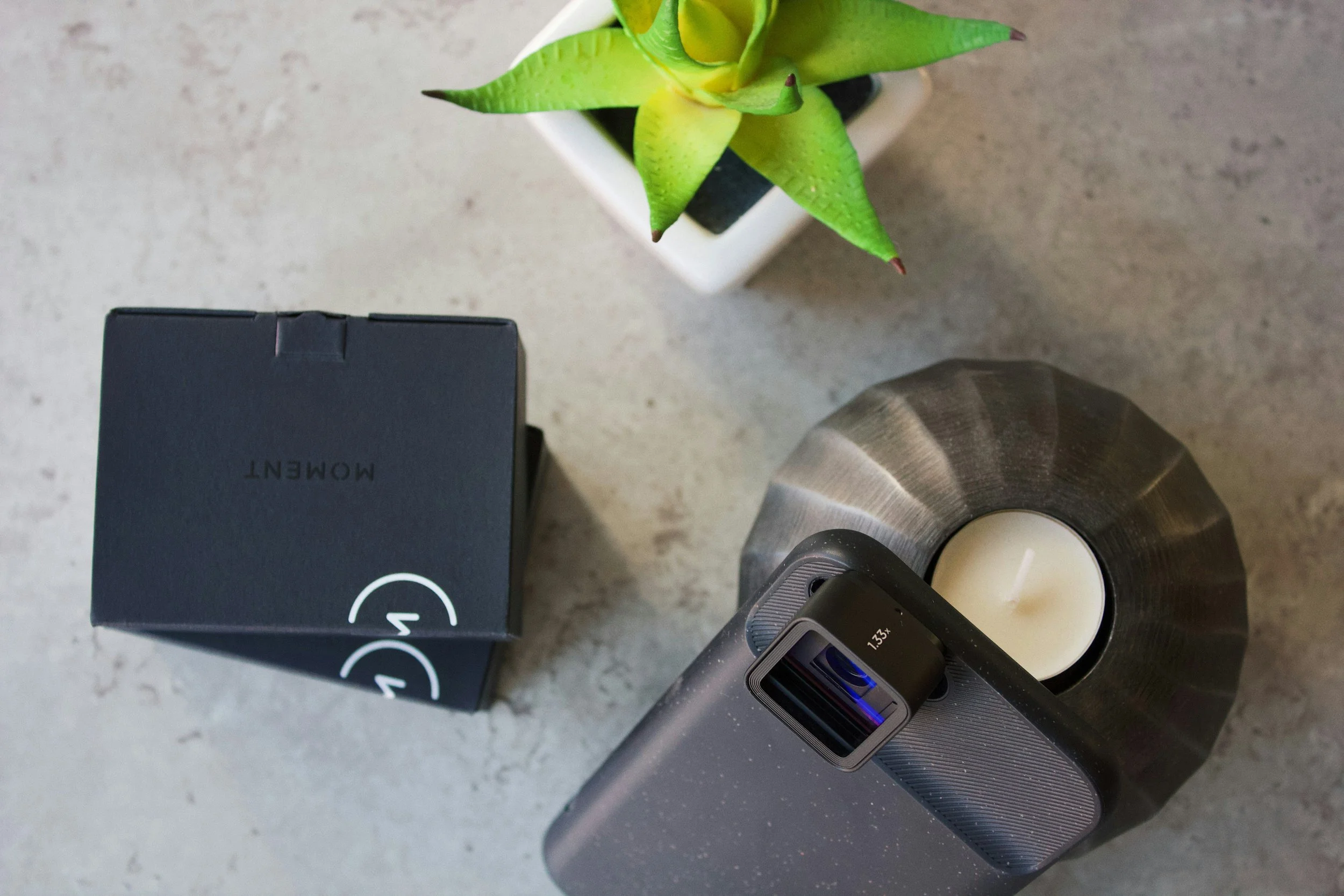 A Gift Guide for that Apple Fan