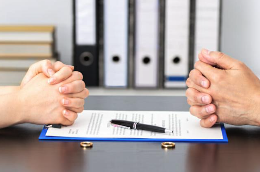 Divorce Doesn't Automatically Update Your Estate Plan. Here’s What Will.