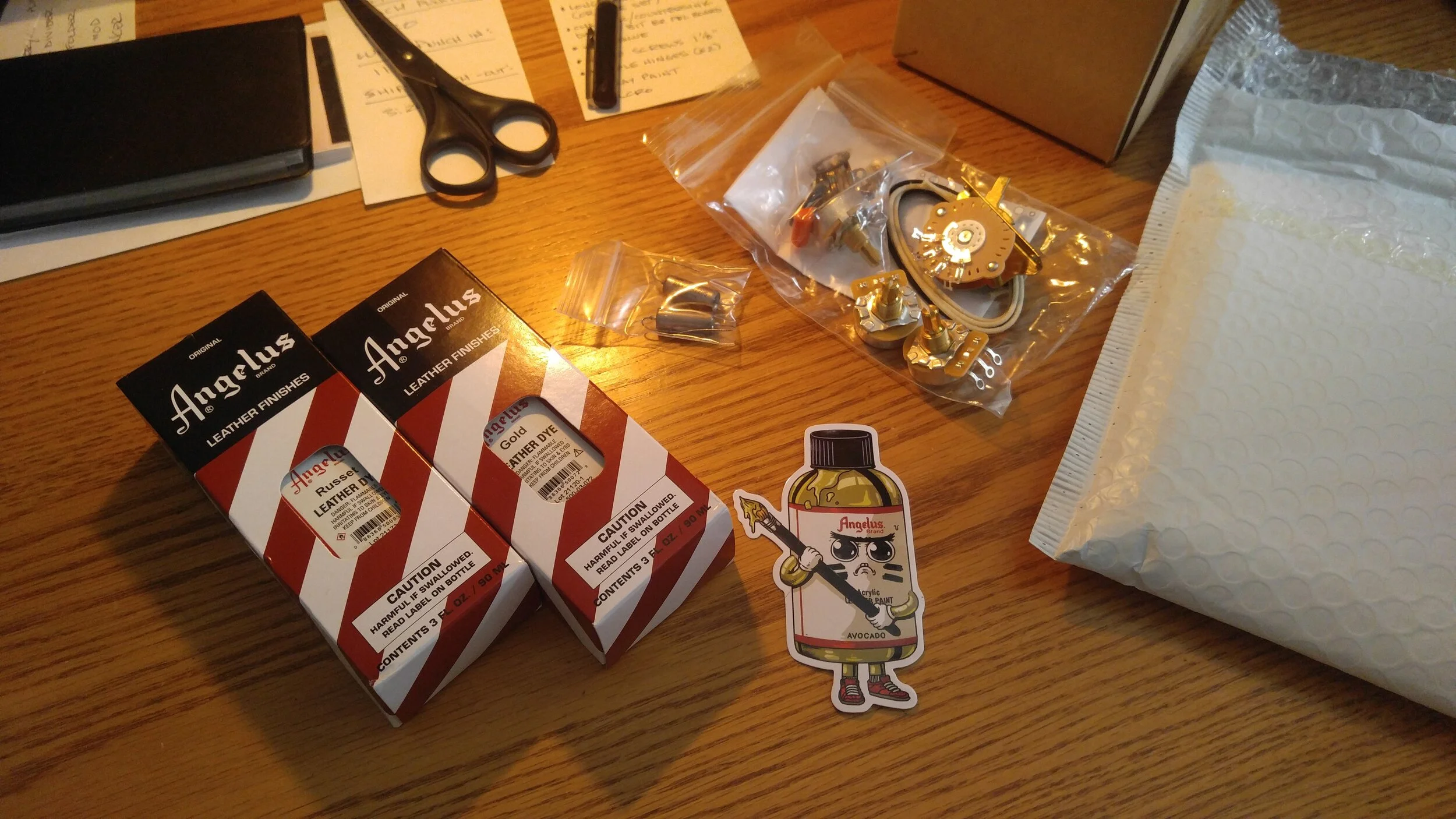 Angelus dyes for the neck, and full wiring kit, with Russian oil-in-paper capacitors for the tone pots.