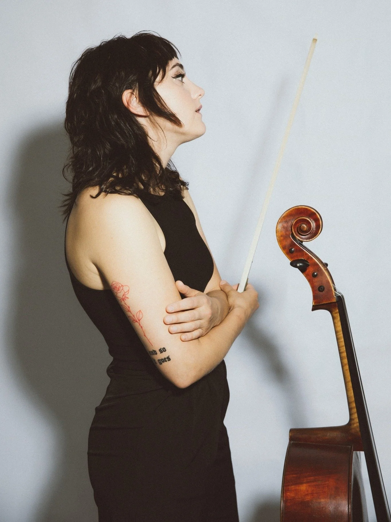Introducing SOLUS composer + cellist, Kaitlyn Raitz!
Originally from Long Island, Nashville-based multi-style cellist Kaitlyn Raitz discovered her love for music amidst a rich tapestry of genres that sparked her curiosity and fueled her creative fire