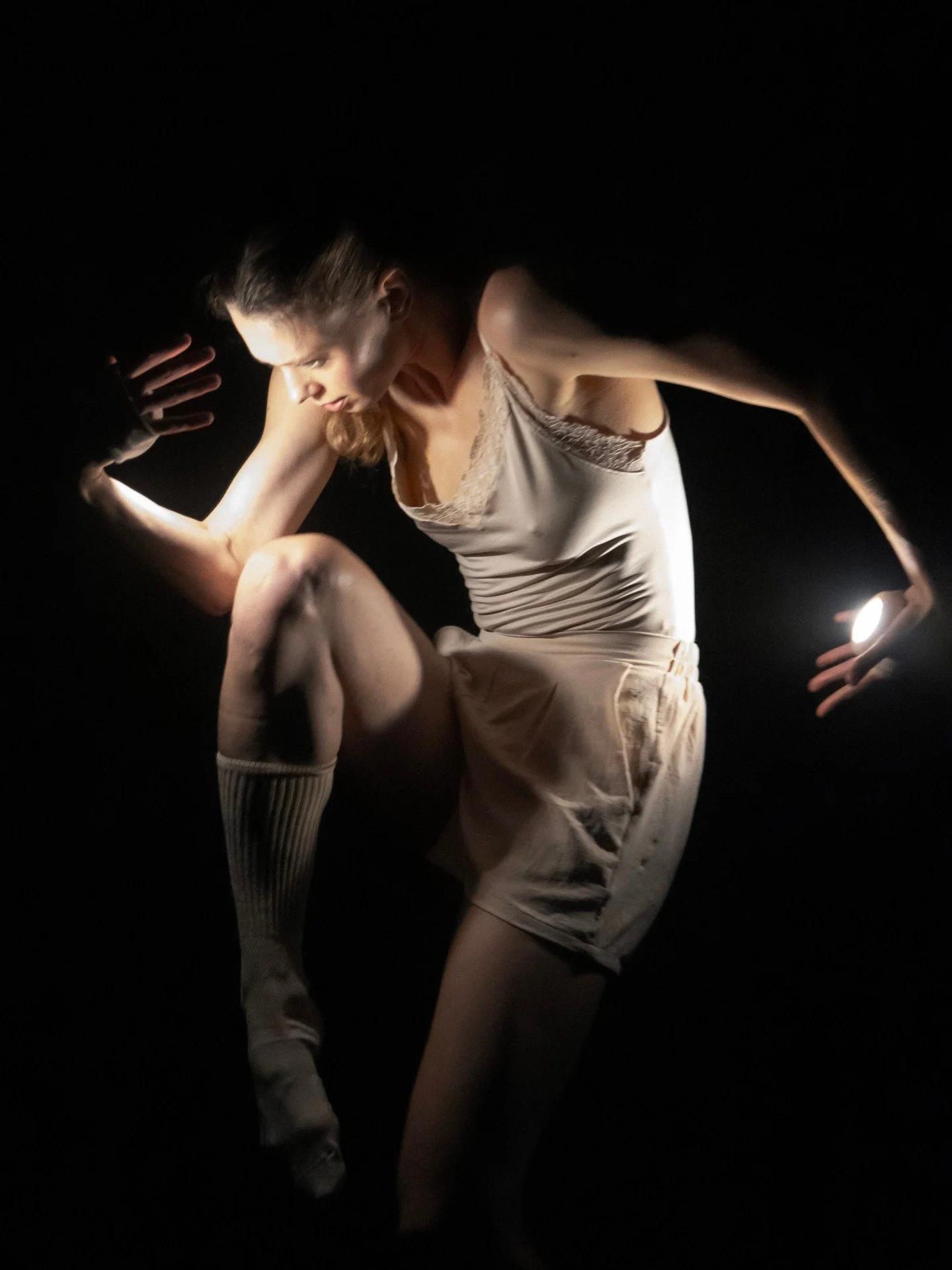 Witness the FIVE RITUALS of SOLUS 
| ⛰️ Fallout | | 🍂 Aftermath | | 🌫️ Admission |
| ☄️ Impact | | 🪽 Summation |
.
✨Last chance to see Solus tonight✨ 
⏰ 8:00pm @ozartsnashville
🎟️ Link in bio + https://www.ozartsnashville.org/solus-synergy/
With 