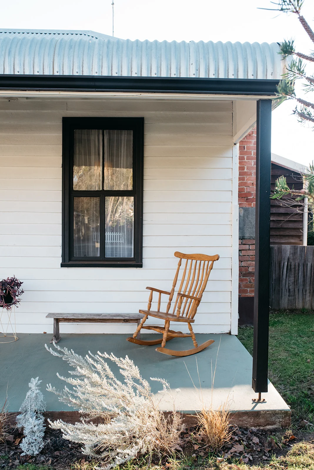 bootmaker_house96.jpg