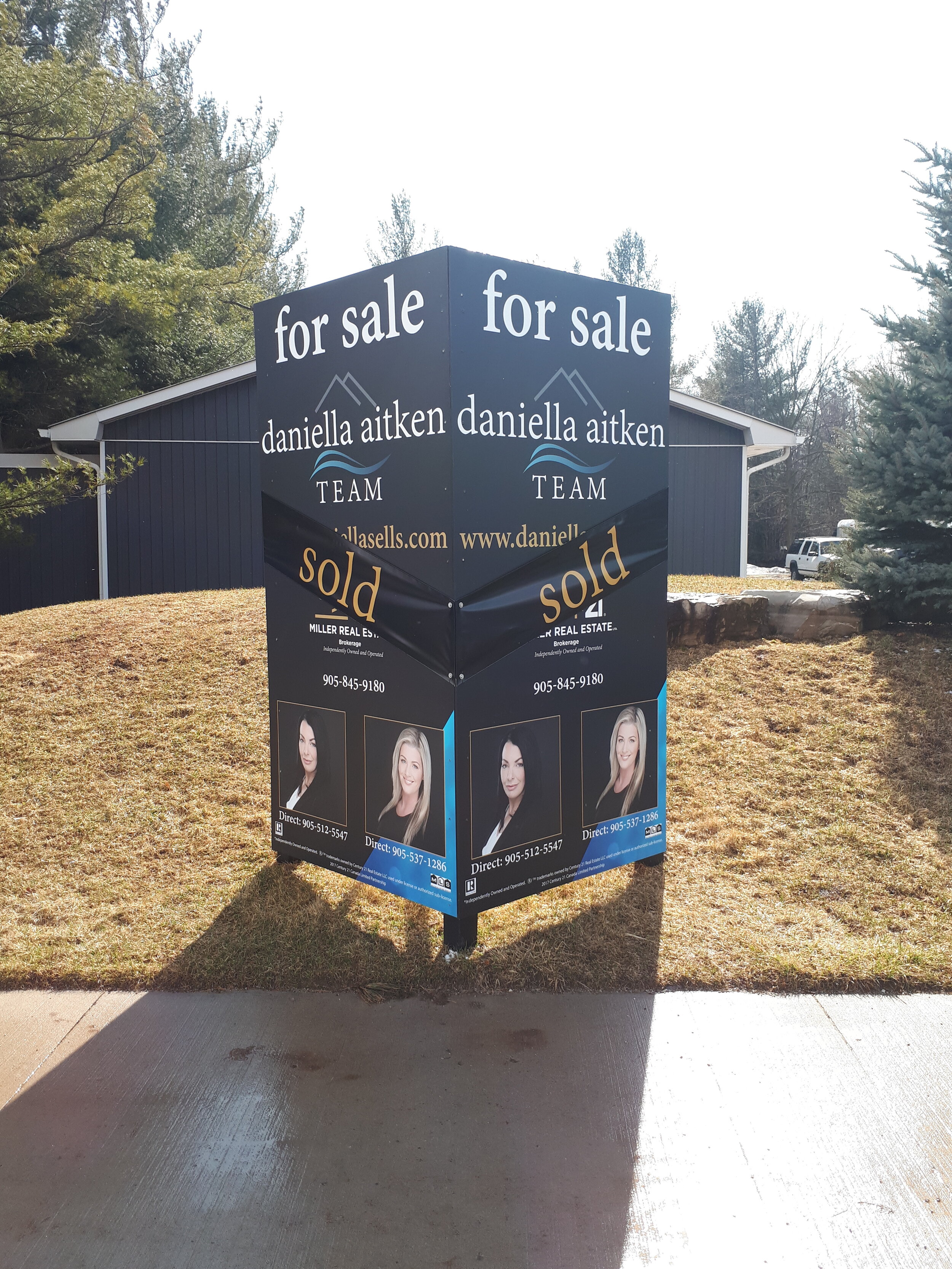 Realty-Signs-Miltown-Graphics-Milton.jpg